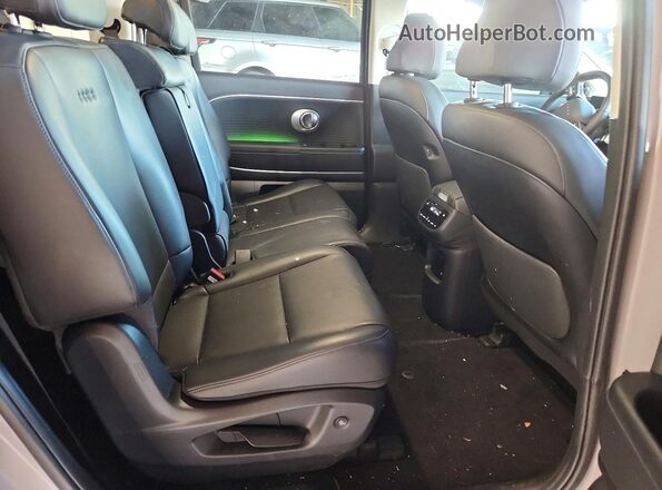 7YAMUFS36TY002950 2026 HYUNDAI IONIQ Gray Rear interior view