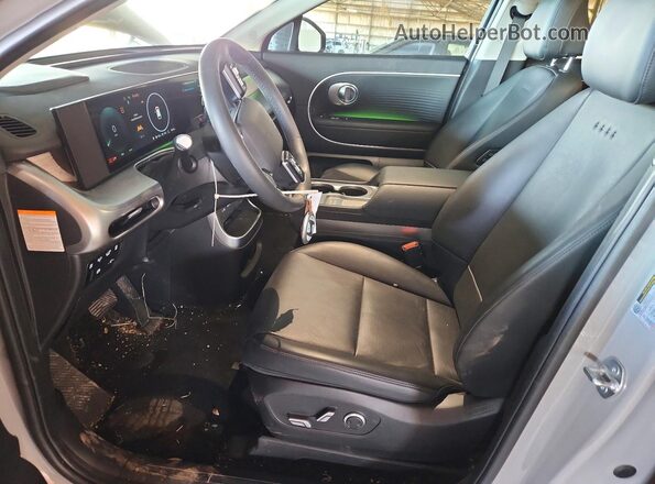 7YAMUFS36TY002950 2026 HYUNDAI IONIQ Gray Front interior view