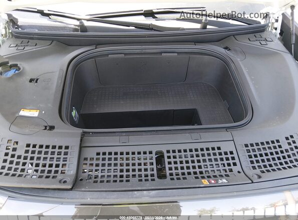 7YAMUFS36TY007100 2026 HYUNDAI IONIQ 9 White 
