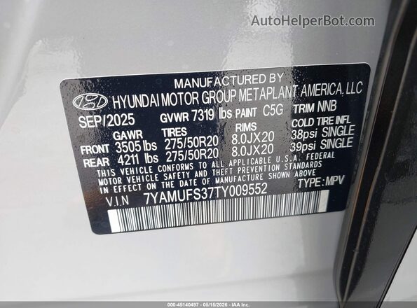 7YAMUFS37TY009552 2026 HYUNDAI IONIQ 9 Gray ძრავის განყოფილების ხედი