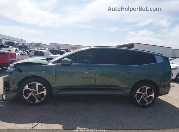 7YAMYFS58TY004558 2026 HYUNDAI IONIQ 9 Зеленый Вид задней части салона