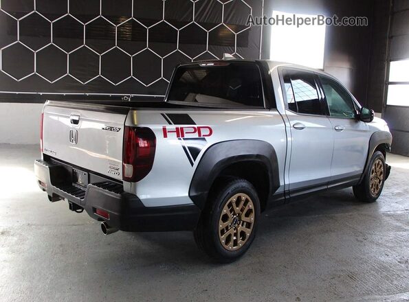 5FPYK3F14MB009989 2021 HONDA RIDGELINE Серебряный 