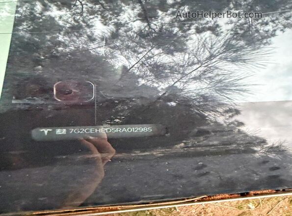 7G2CEHED5RA012985 2024 TESLA CYBERTRUCK Серебряный Вид задней части салона