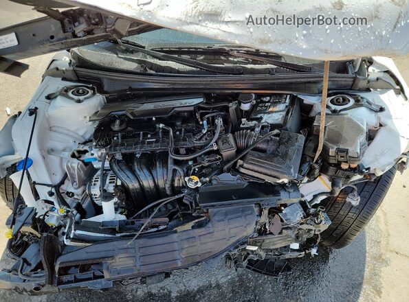 3KPFW4DE4SE242516 2025 KIA K4 White სალონის 360-გრადუსიანი ხედი