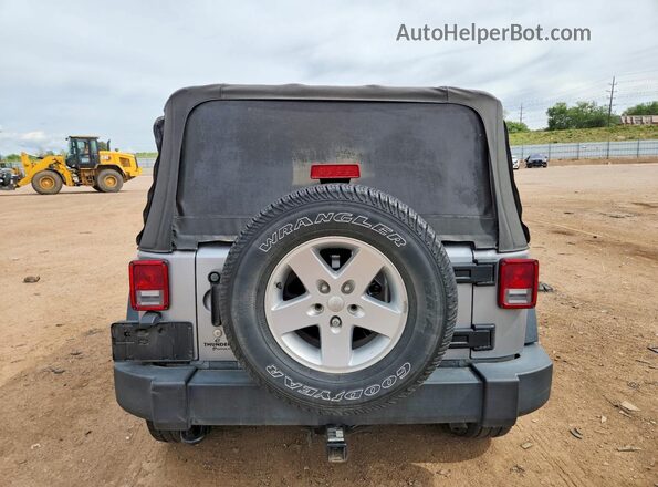 1C4AJWAG9JL829228 2018 JEEP WRANGLER Gray 