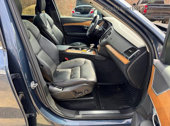 YV4A22PK7N1808426 2022 VOLVO XC90 Blue 