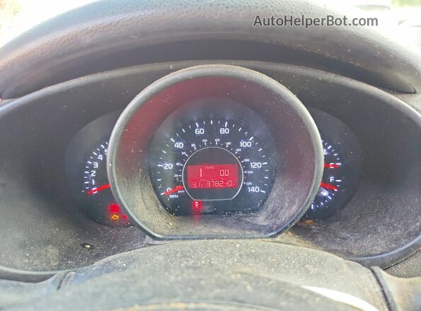 KNDJP3A59K7017689 2019 KIA SOUL Red 