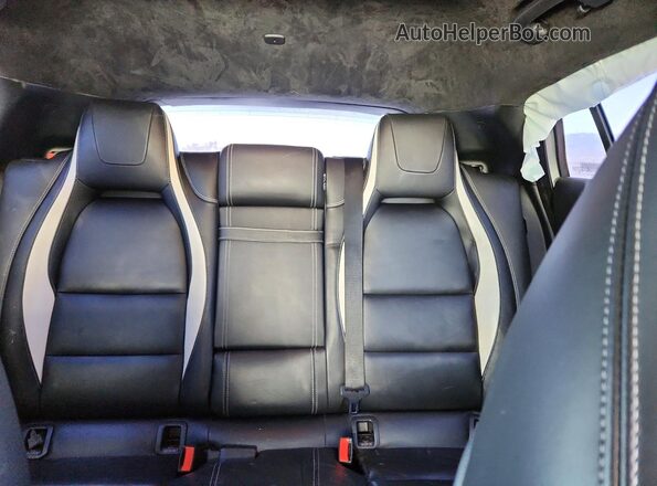 SJKCH5CP2JA042898 2018 INFINITI QX30 Silver 