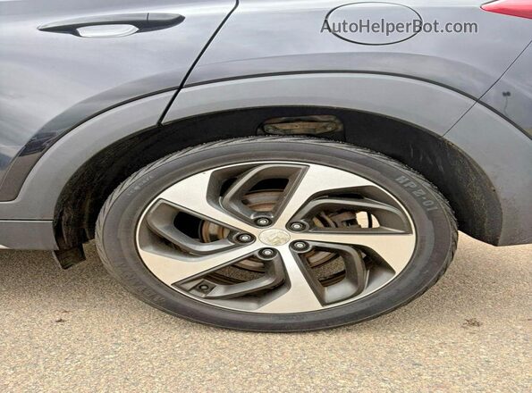 KM8J3CA2XJU794296 2018 HYUNDAI TUCSON Black 
