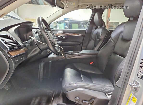 YV4A22PKXH1110624 2017 VOLVO XC90 Серебряный 