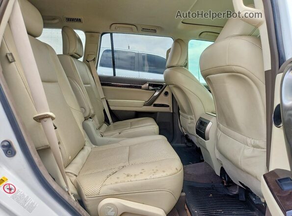 JTJJM7FX3H5174498 2017 LEXUS GX White 