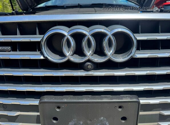 WA1LAAF78HD004851 2017 AUDI Q7 Silver ძრავის განყოფილების ხედი