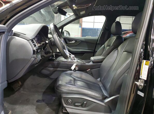 WA1LAAF72JD027905 2018 AUDI Q7 Black 