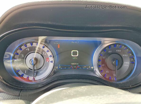 2C3CCAGG3GH234222 2016 CHRYSLER 300 White 