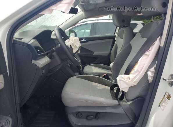 3VVEX7B21RM064391 2024 VOLKSWAGEN TAOS White 