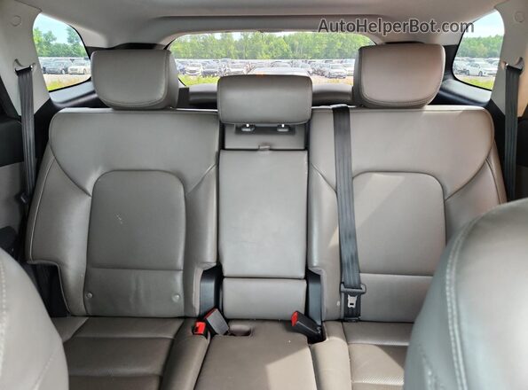 KM8SRDHF7JU292041 2018 HYUNDAI SANTA Silver 