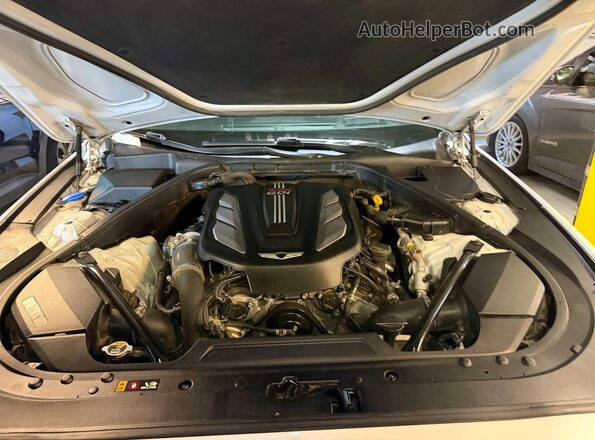 KMHGN4JB3JU230984 2018 GENESIS G80 Белый 