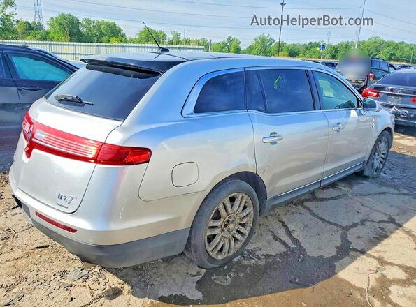 2LMHJ5AT6GBL01824 2016 LINCOLN MKT Silver 