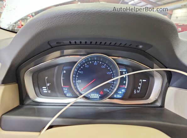 YV4612NK6G1238627 2016 VOLVO XC70 White 