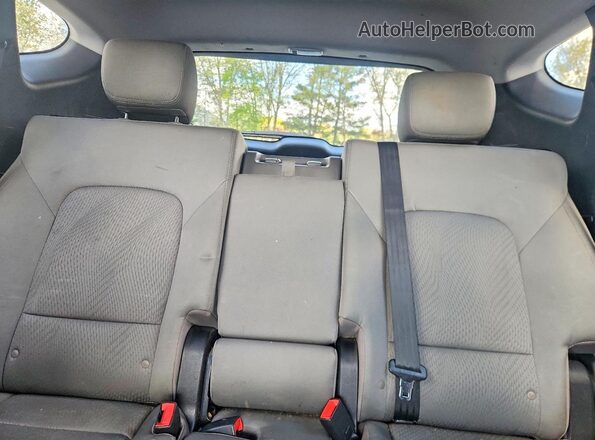 5XYZUDLB7GG343263 2016 HYUNDAI SANTA White Rear interior view