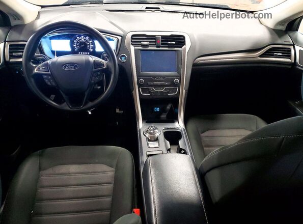 3FA6P0T9XLR170537 2020 FORD FUSION Белый Вид панели приборов