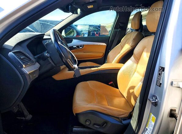 YV4102PK4J1347394 2018 VOLVO XC90 Silver Вид панелі приладів