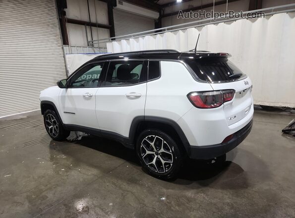 3C4NJDCN3TT182317 2026 JEEP COMPASS White 