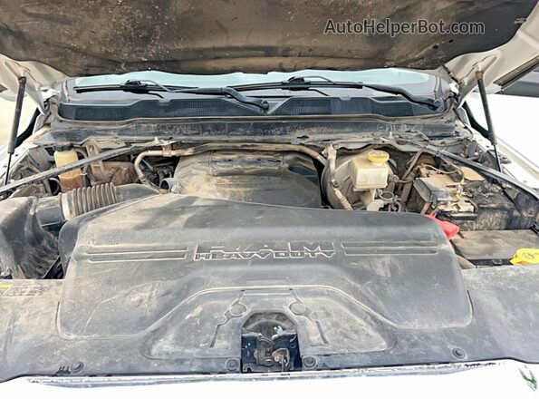 3C6UR5DJ1KG703068 2019 RAM 2500 White 
