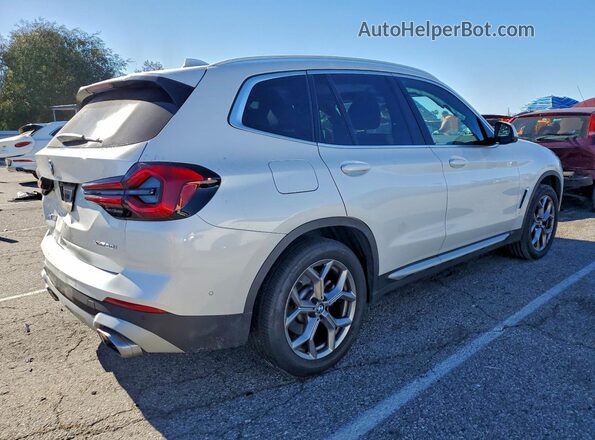 5UX53DP05R9V35147 2024 BMW X3 Белый Передняя правая четверть