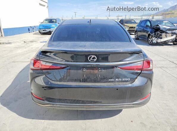 58AG11D15NU009821 2022 LEXUS ES Черный 