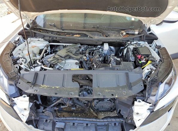 5N1BT3BA2SC779146 2025 NISSAN ROGUE White Widok wnętrza z tyłu