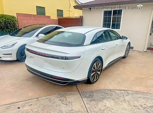 50EA1PGA7RA006048 2024 LUCID AIR Белый Вид спереди
