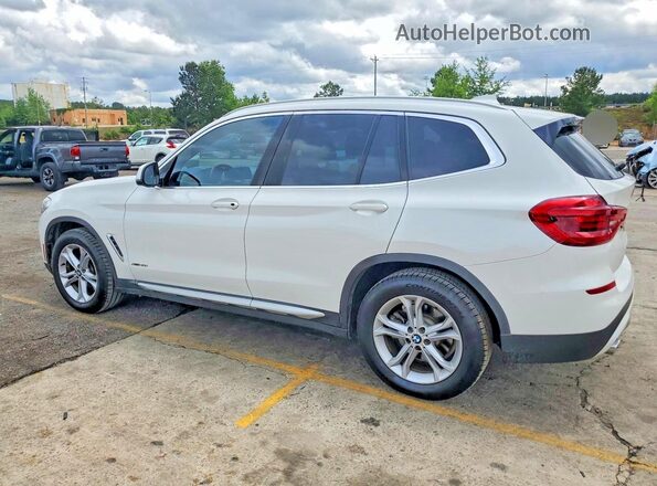 5UXTR9C50JLC79921 2018 BMW X3 White 