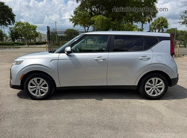 KNDJ23AU5L7098729 2020 KIA SOUL Серебряный 