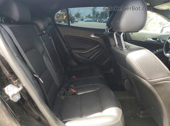 WDCTG4GB4KJ585373 2019 MERCEDES-BENZ GLA Black 