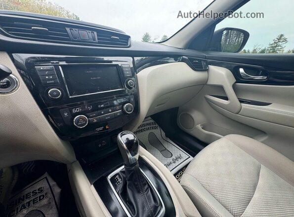 JN1BJ1CR7KW319243 2019 NISSAN ROGUE Синий 
