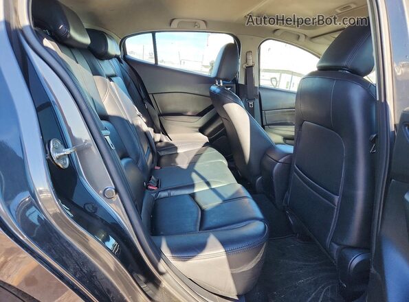 3MZBN1L34JM257633 2018 MAZDA 3 Gray 