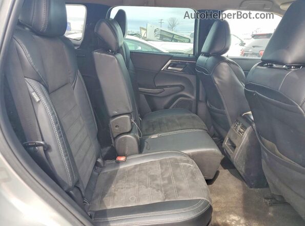 JA4J3UA81NZ082924 2022 MITSUBISHI OUTLANDER Серебряный 