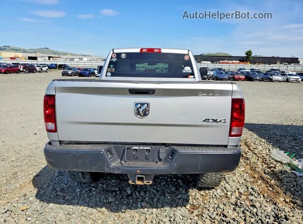 3C6UR5CL1HG740469 2017 RAM 2500 Silver Вид салону спереду