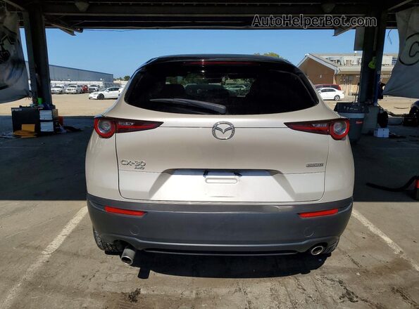 3MVDMBBMXRM630022 2024 MAZDA CX30 Желто-коричневый Вид салона спереди