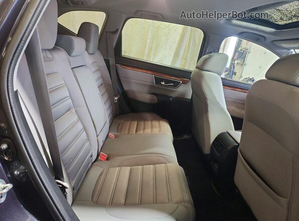 2HKRW2H59JH623008 2018 HONDA CR-V Gray 