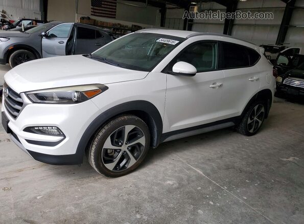 KM8J33AL5JU771016 2018 HYUNDAI TUCSON White 