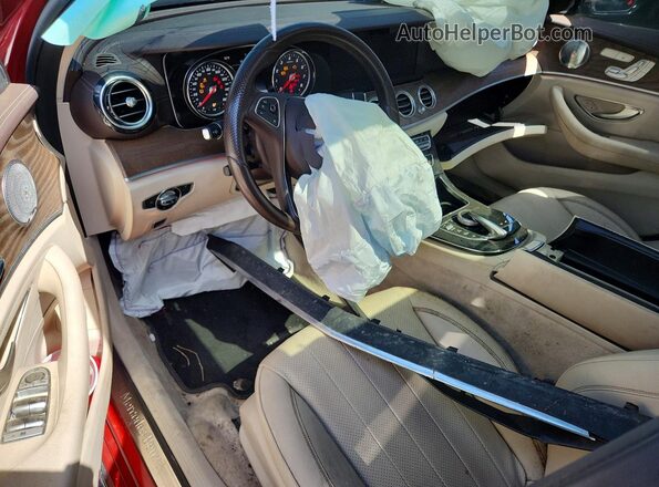 WDDZF4JB3HA204929 2017 MERCEDES-BENZ E Красный Вид панели приборов