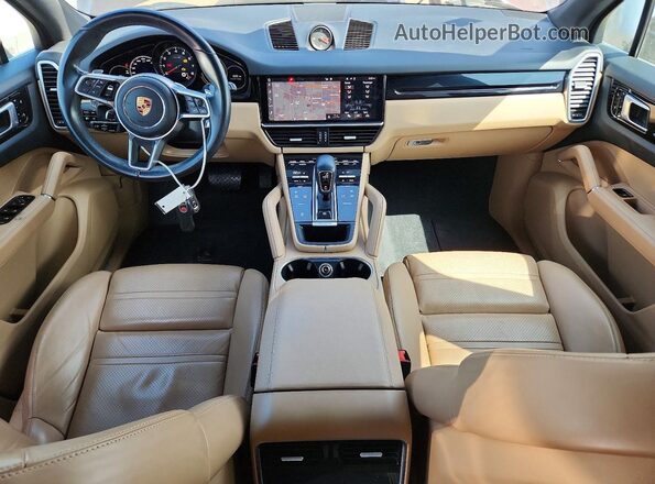 WP1AA2AYXKDA04052 2019 PORSCHE CAYENNE Burgundy ხელსაწყოთა პანელის ხედი