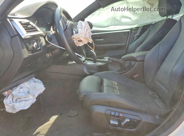 WBA4J1C03LCD76047 2020 BMW 4 SERIES White Dashboard view