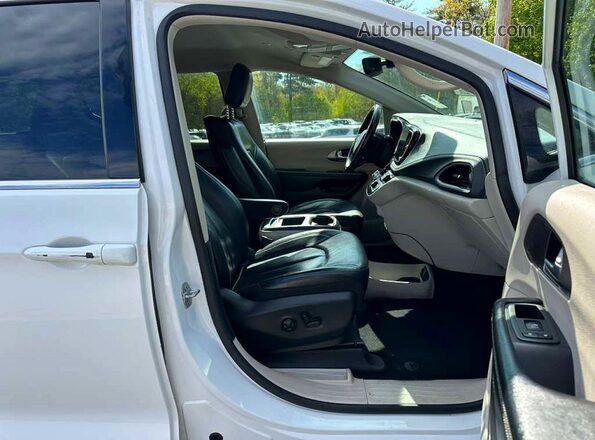 2C4RC1L78NR122695 2022 CHRYSLER PACIFICA White Вид щитка приладів