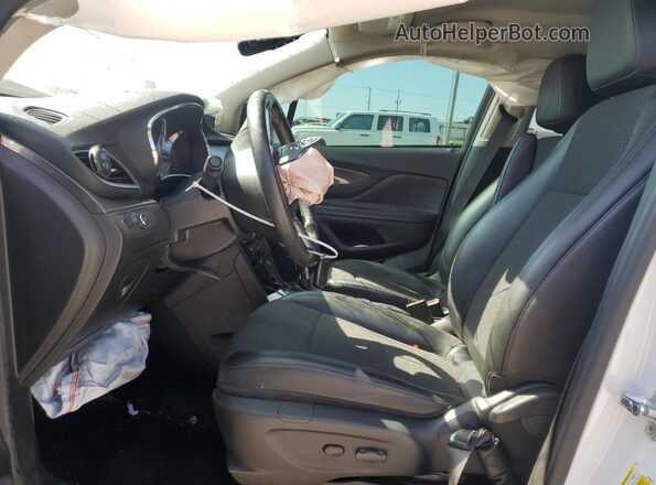 KL4CJASB4MB347799 2021 BUICK ENCORE White Vista del salpicadero