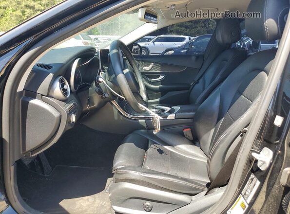 55SWF4JB9GU146651 2016 MERCEDES-BENZ C Black Dashboard view