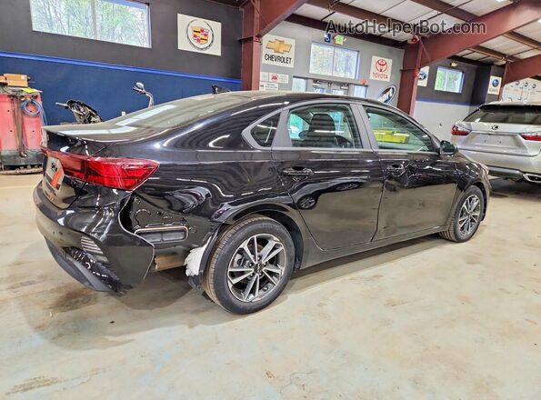 3KPF24AD1PE538382 2023 KIA FORTE Black Tył prawy