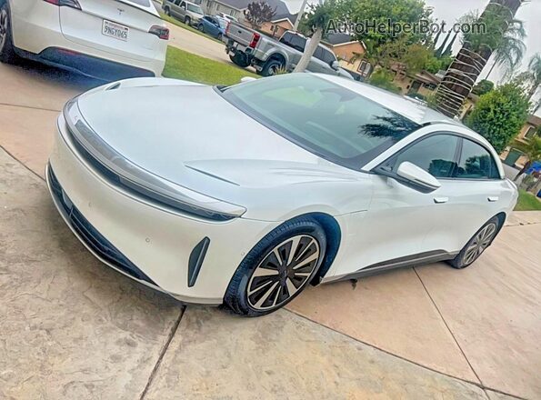 50EA1PGA7RA006048 2024 LUCID AIR Белый Задняя правая четверть